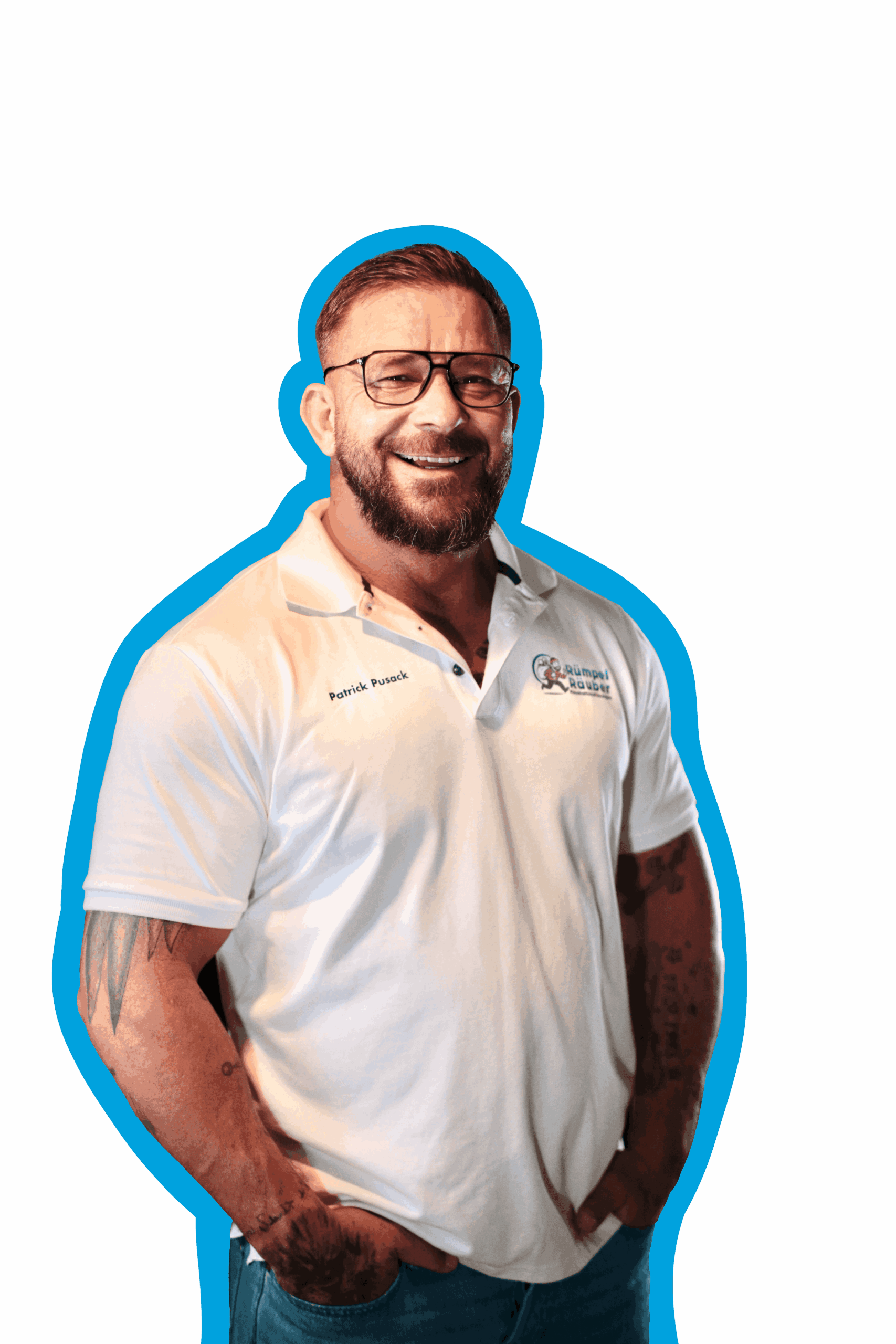 Person in Aachen freundlich grinsend.